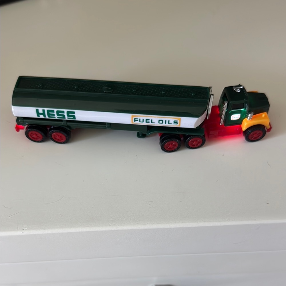 Hess Mini Toy Truck and Vehicles Set - White and Green - Picture 3 of 6
